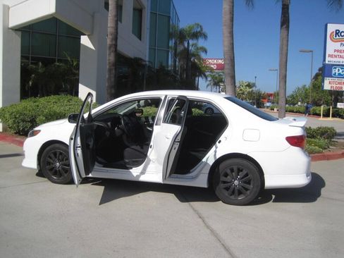 Used 2010 Toyota Corolla S image 21