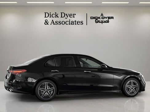 Used 2025 Mercedes-Benz C 300 Sedan image 6