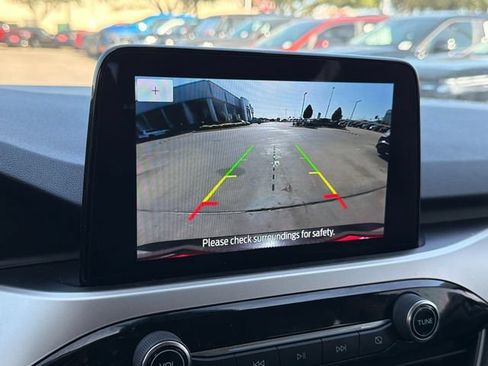 Used 2020 Ford Escape SE FWD image 16