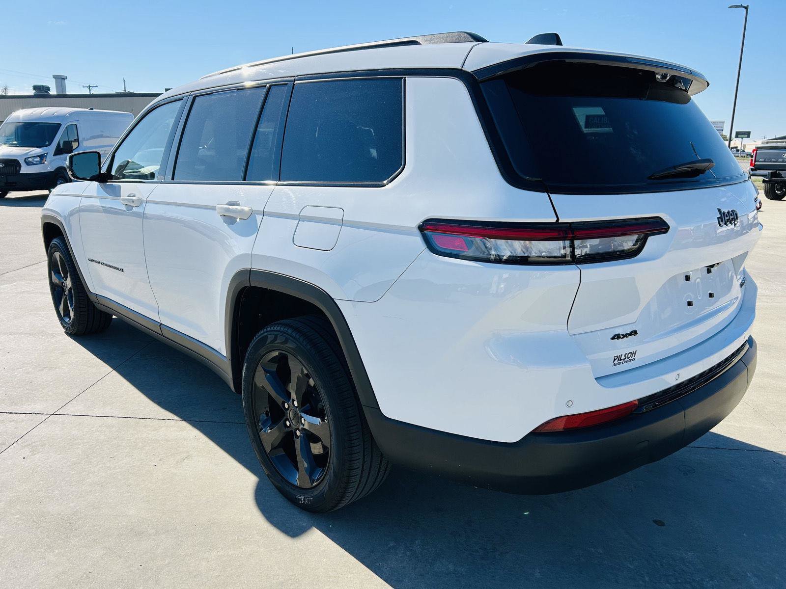 Used 2023 Jeep Grand Cherokee L Limited w/ Luxury Tech Group II AWD/4WD image 45