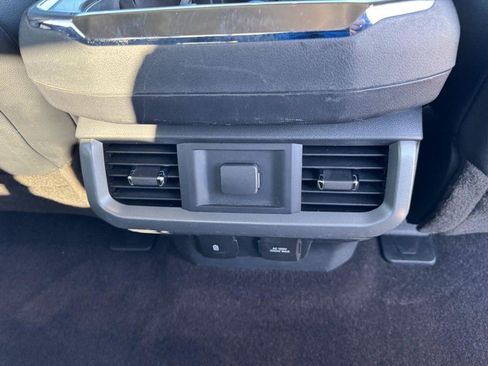 Used 2021 Ford F150 Lariat AWD/4WD image 16