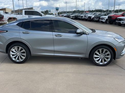 Used 2024 Buick Envista Avenir FWD image 2