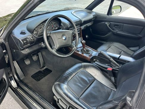 Used 1999 BMW Z3 2.5i RWD image 16