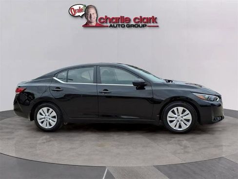 Certified 2024 Nissan Sentra S image 6