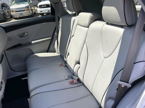 Used 2015 Toyota Venza XLE w/ XLE Premium Package FWD image 15