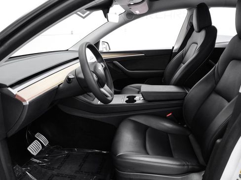 Used 2023 Tesla Model Y Long Range AWD/4WD image 4