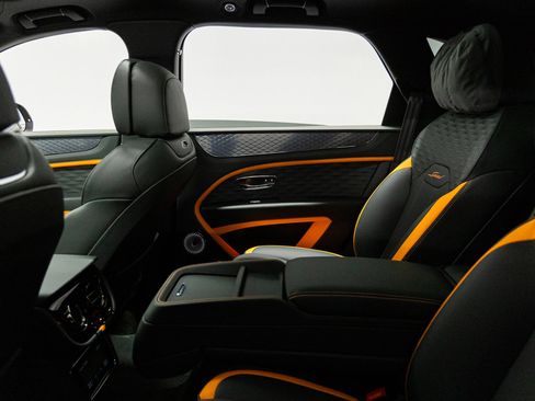 Used 2026 Bentley Bentayga Speed image 42