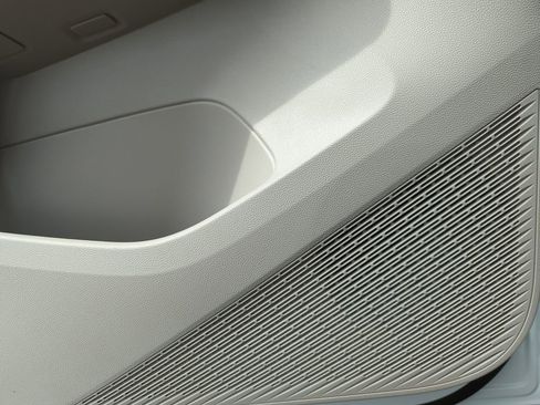 New 2026 Volkswagen Atlas SE image 27