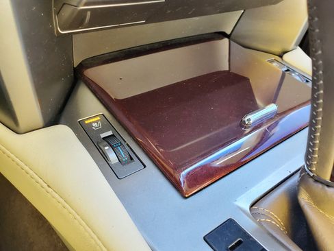 Used 2015 Lexus GX 460 image 31