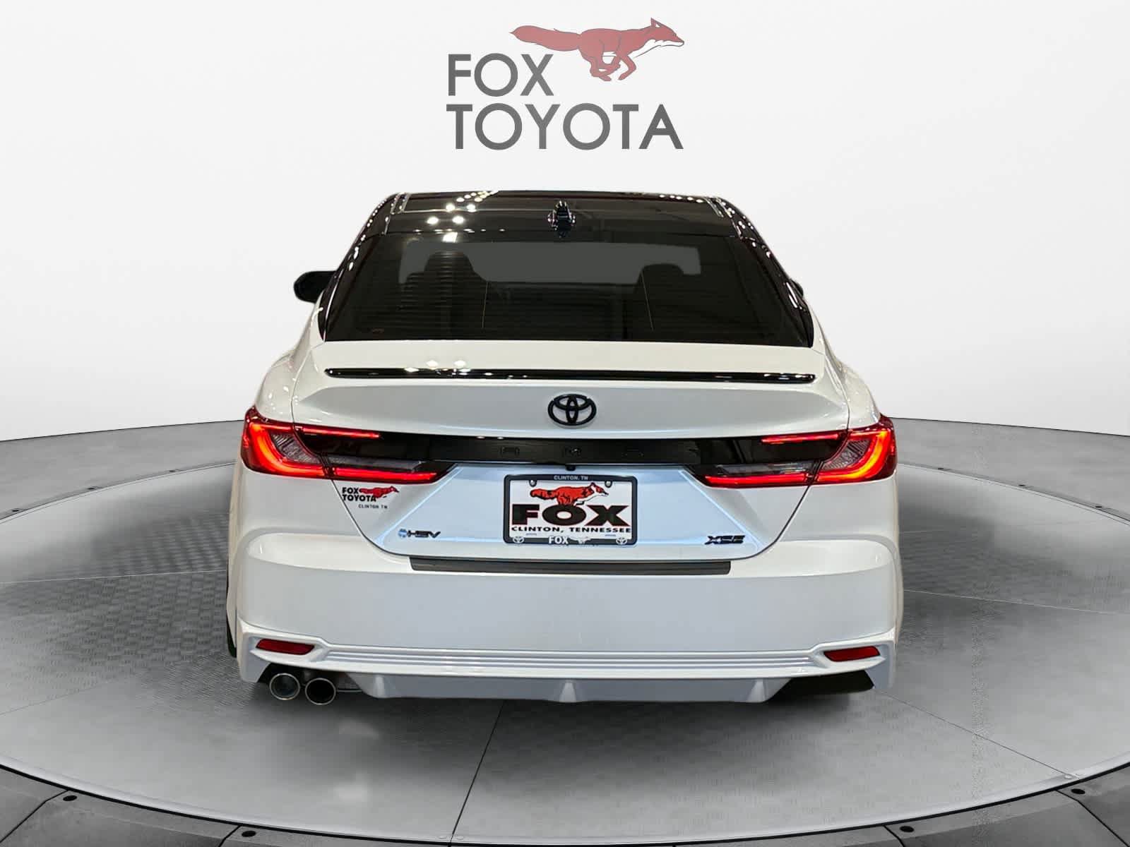 Used 2026 Toyota Camry XSE FWD image 5