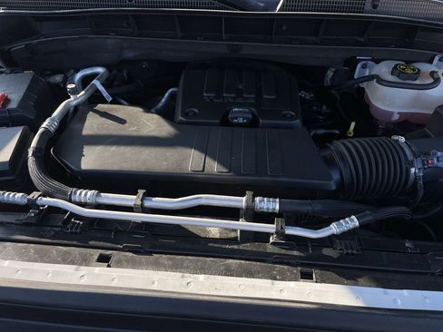 Used 2023 GMC Sierra 1500 SLE image 29