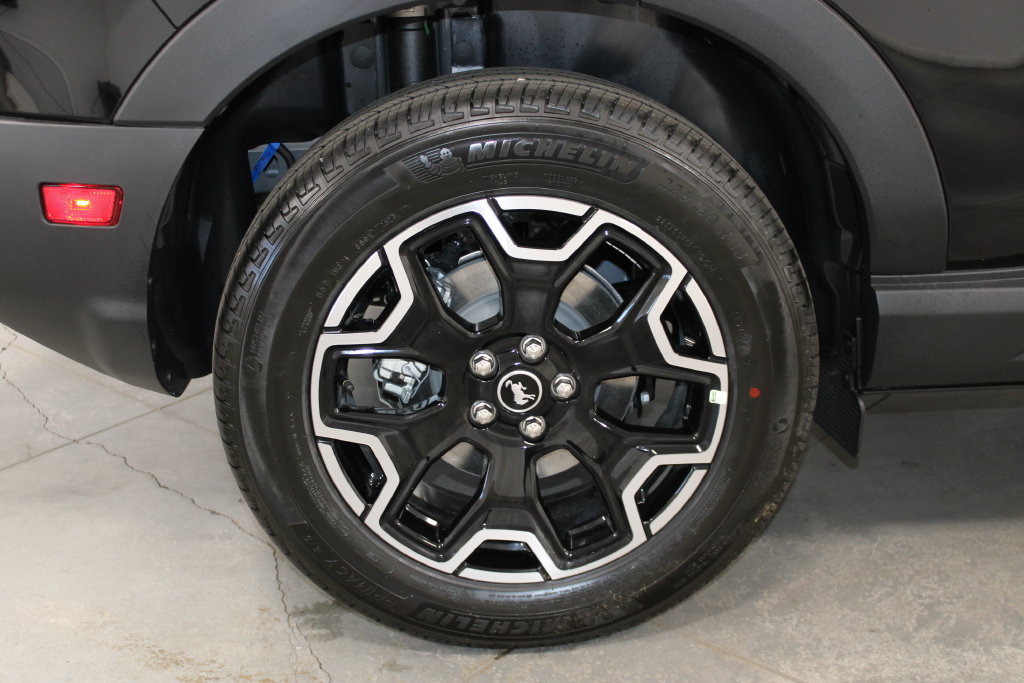 New 2026 Ford Bronco Sport Outer Banks w/ Outer Banks Tech Package+ AWD/4WD image 61