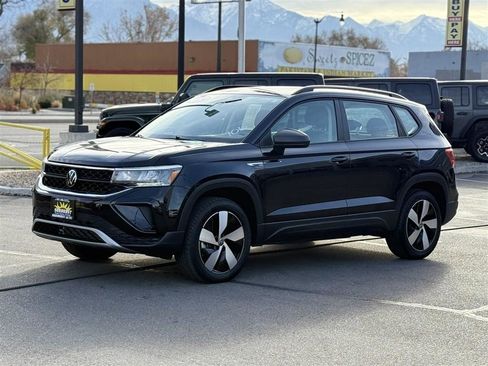Used 2024 Volkswagen Taos S AWD/4WD image 3