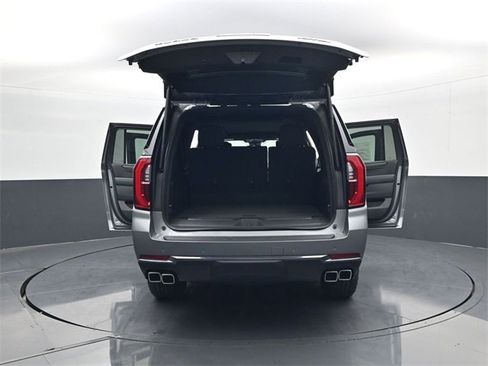 New 2026 GMC Yukon XL AT4 w/ AT4 Premium Plus Package image 33