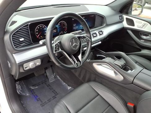 Certified 2025 Mercedes-Benz GLE 450e 4MATIC w/ Driver Assistance Package image 13