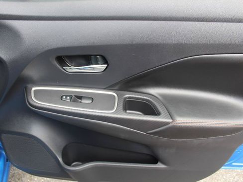 Used 2020 Nissan Versa SR w/ Convenience Package FWD image 14