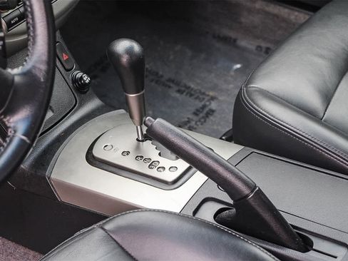 Used 2004 Nissan Altima 3.5 SE w/ Leather Pkg image 21