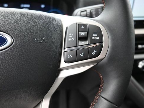 New 2026 Ford Explorer Active w/ Active Comfort Package image 7