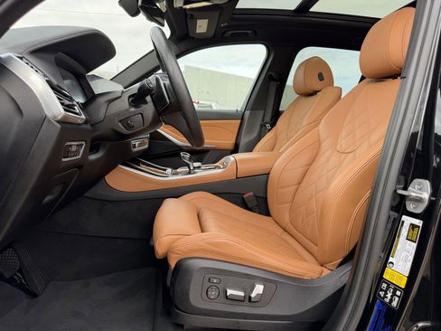 Used 2023 BMW X5 xDrive40i w/ Premium Package image 28