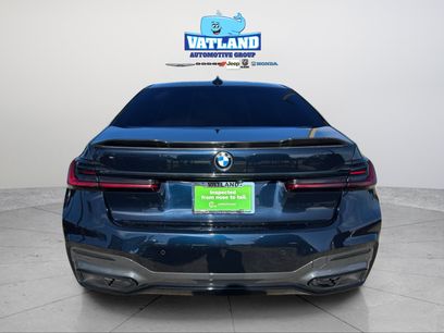 Used 2022 BMW 750i xDrive w/ Autobahn Package
