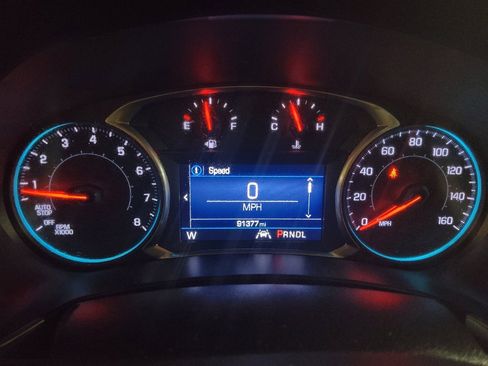 Used 2020 Chevrolet Equinox LT FWD image 23