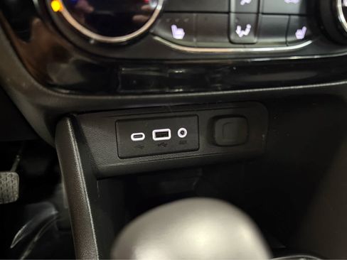 Used 2023 Buick Encore GX Preferred w/ Cold Weather Comfort Package AWD/4WD image 23