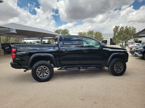 Used 2026 Chevrolet Colorado ZR2 w/ Technology Package AWD/4WD image 9