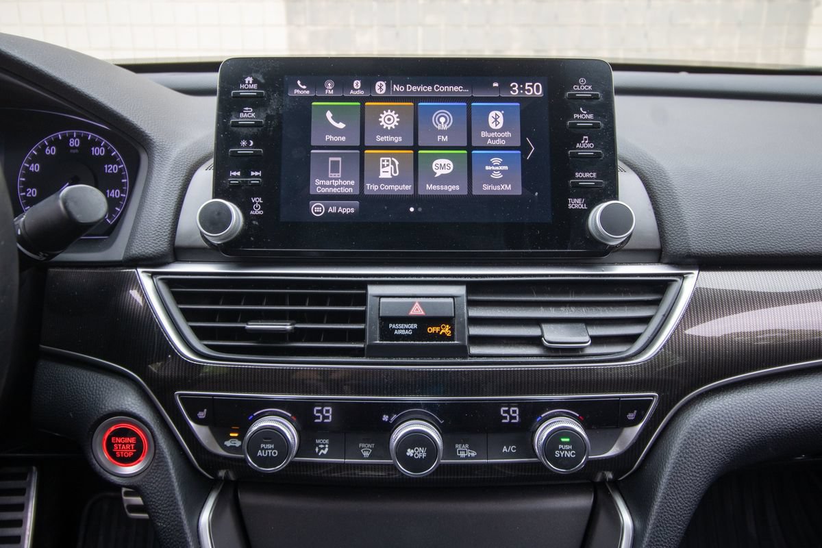Used 2018 Honda Accord Sport image 25