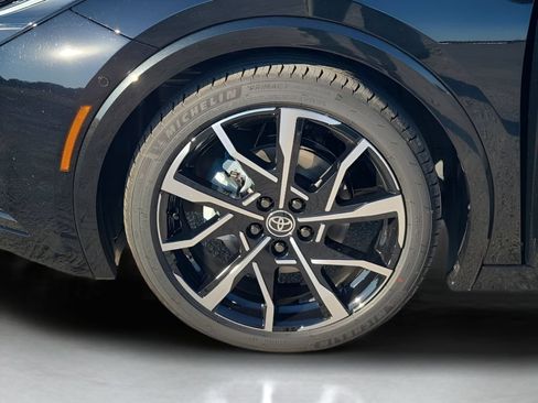 New 2026 Toyota Prius Plug-In Hybrid FWD image 43