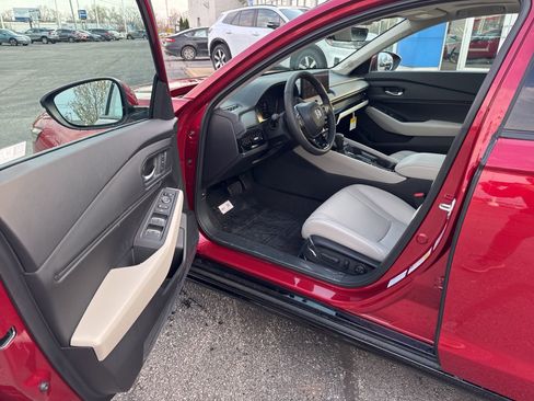 New 2026 Honda Accord EX-L image 11