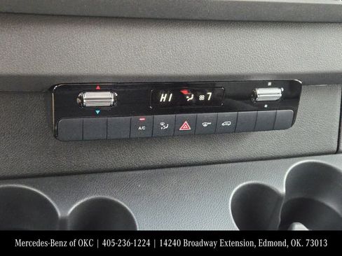 Used 2025 Mercedes-Benz Sprinter 2500 image 19