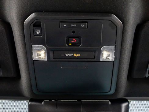 Used 2024 Toyota Tacoma SR5 w/ SR5 Upgrade Package image 27