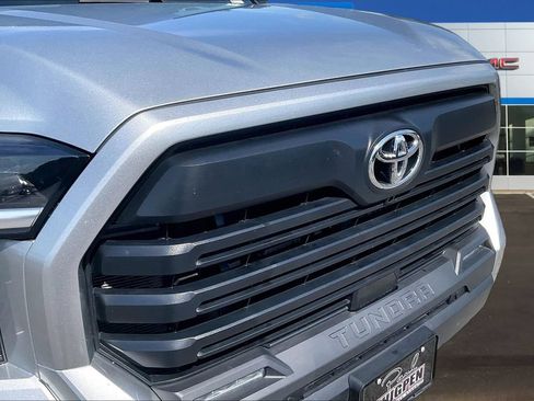 Used 2023 Toyota Tundra SR5 w/ SR5 Convenience Package RWD image 33