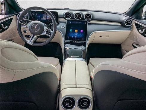 Used 2025 Mercedes-Benz C 300 Sedan image 19