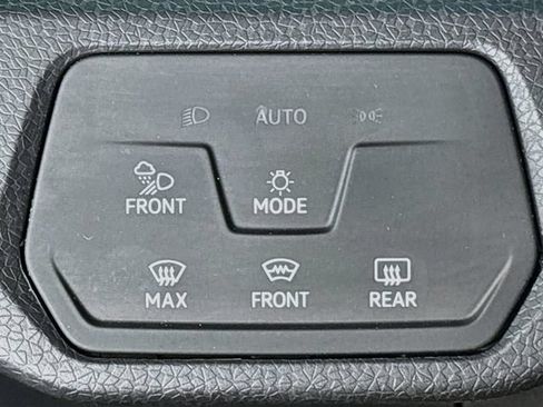 Used 2023 Volkswagen ID.4 Pro S AWD/4WD image 11