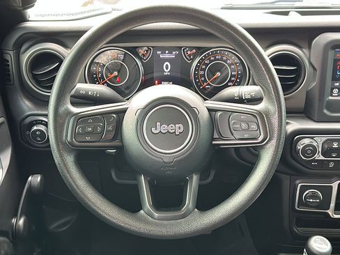 Used 2023 Jeep Gladiator Sport w/ Trailer Tow Package image 27