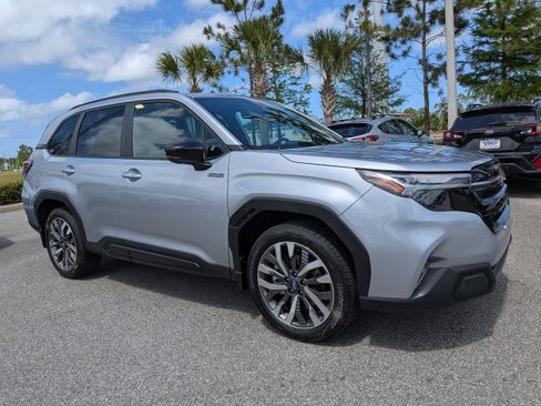 New 2026 Subaru Forester Touring AWD/4WD image 1