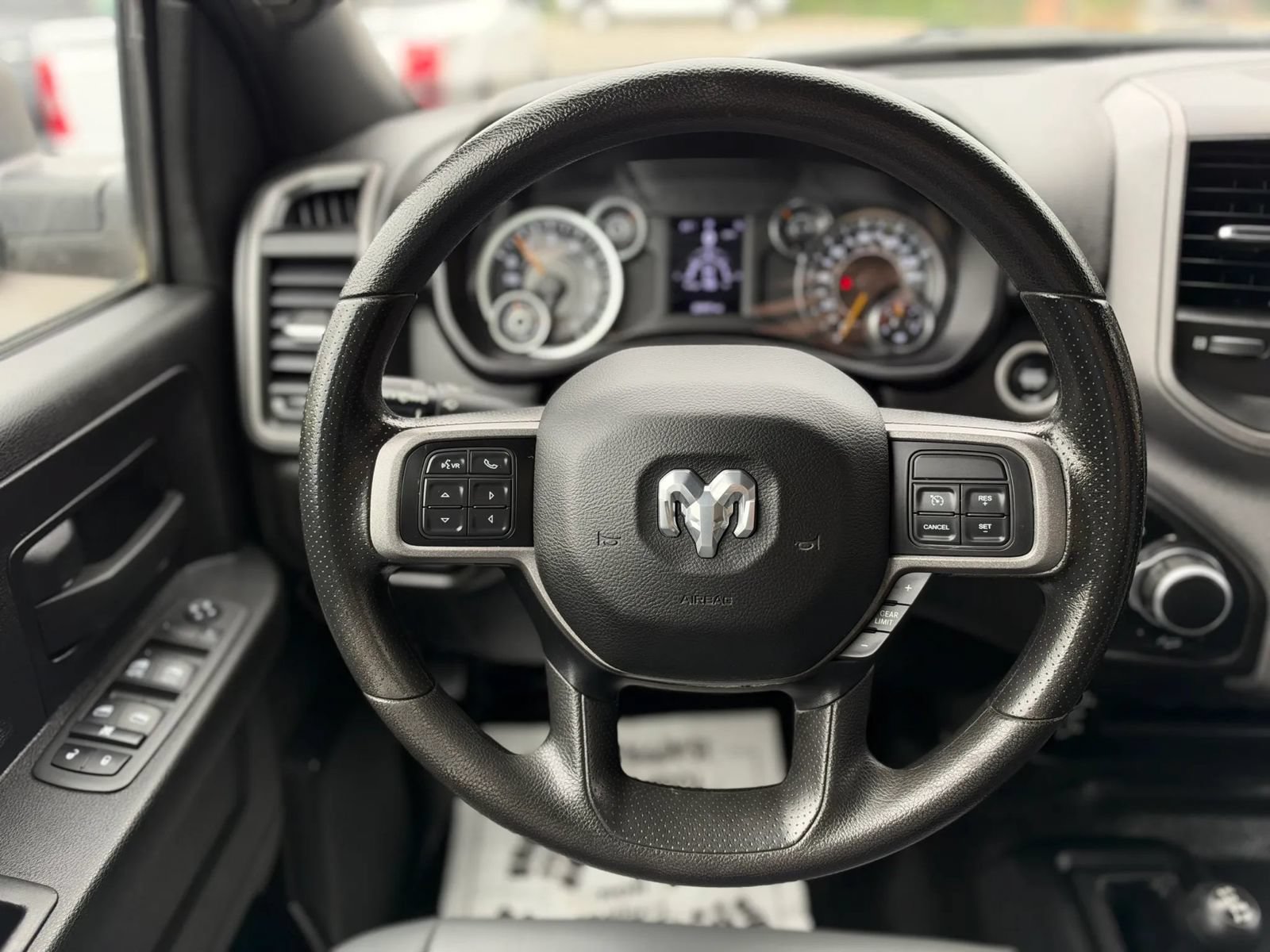 Used 2021 RAM 2500 Tradesman w/ Chrome Appearance Group AWD/4WD image 14