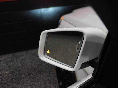 Used 2016 Mercedes-Benz GL 450 4MATIC w/ Premium I Package image 68