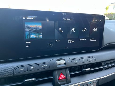 Used 2025 Kia K4 LXS image 20