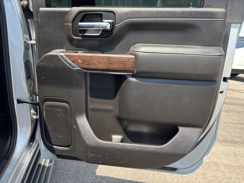 Used 2022 GMC Sierra 3500 Denali w/ Denali Ultimate Package AWD/4WD image 15