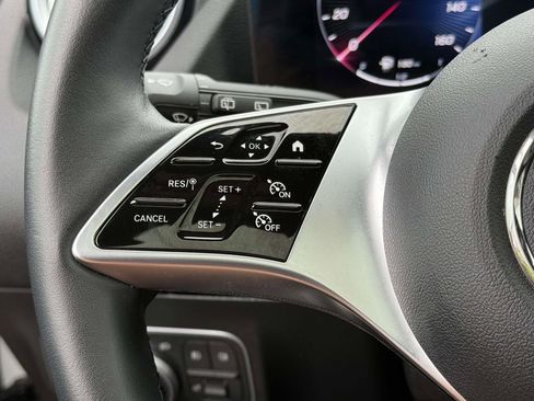 Used 2025 Mercedes-Benz GLA 250 4MATIC image 22