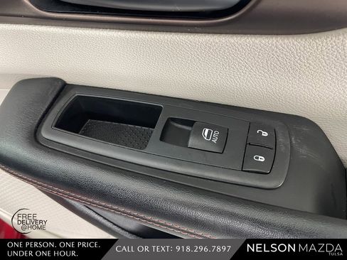 Used 2019 Chrysler Pacifica Touring-L Plus image 41