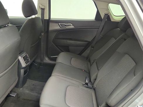 Used 2024 Kia Sportage LX FWD image 18