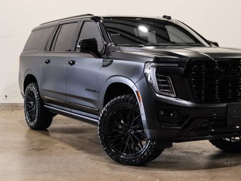 Used 2026 GMC Yukon XL Denali Ultimate AWD/4WD image 24
