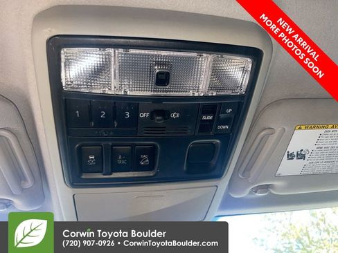 Used 2018 Toyota 4Runner SR5 Premium AWD/4WD image 11