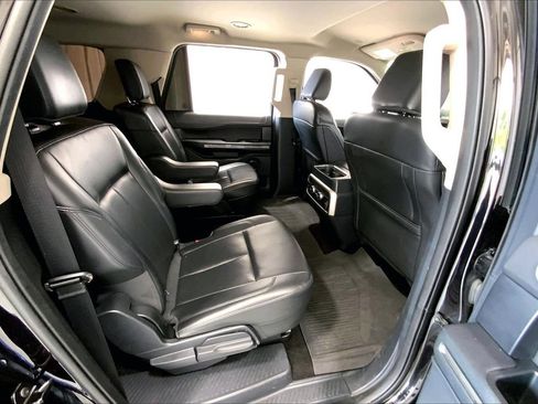 Used 2022 Ford Expedition Max XLT RWD image 25