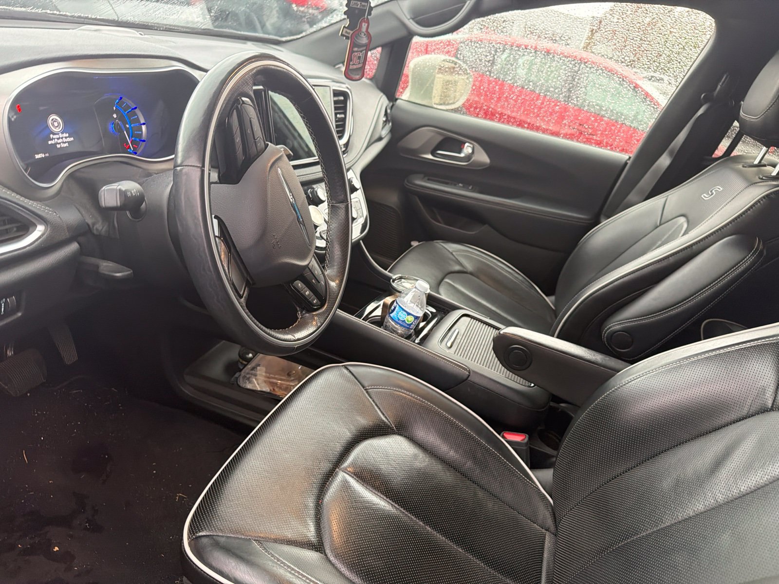 Used 2021 Chrysler Pacifica Limited w/ Uconnect Theater Family Group FWD image 5