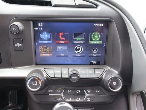 Used 2019 Chevrolet Corvette Stingray Convertible w/ Carbon Flash Badge Package RWD image 24