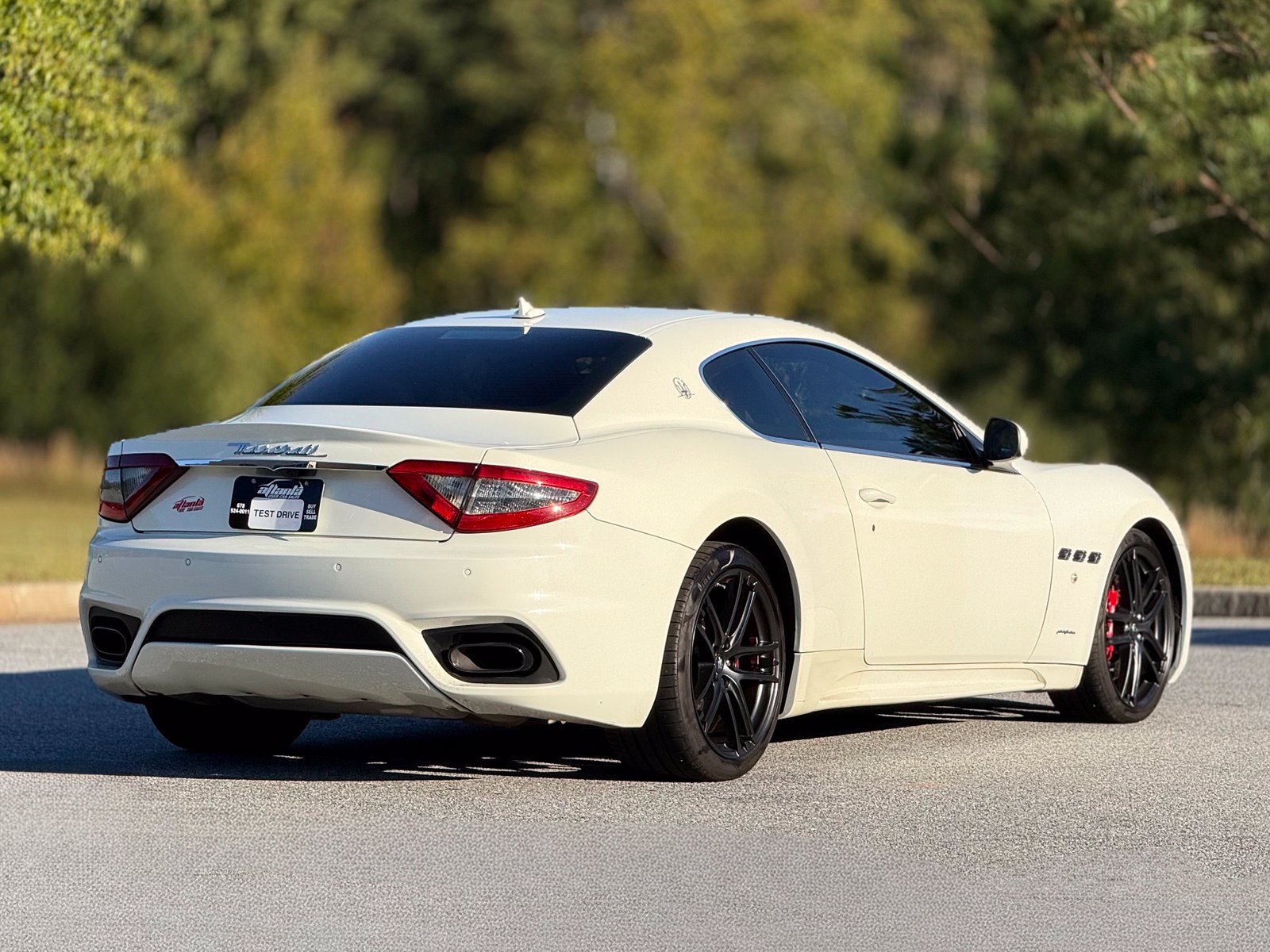 Used 2018 Maserati GranTurismo Sport RWD image 11